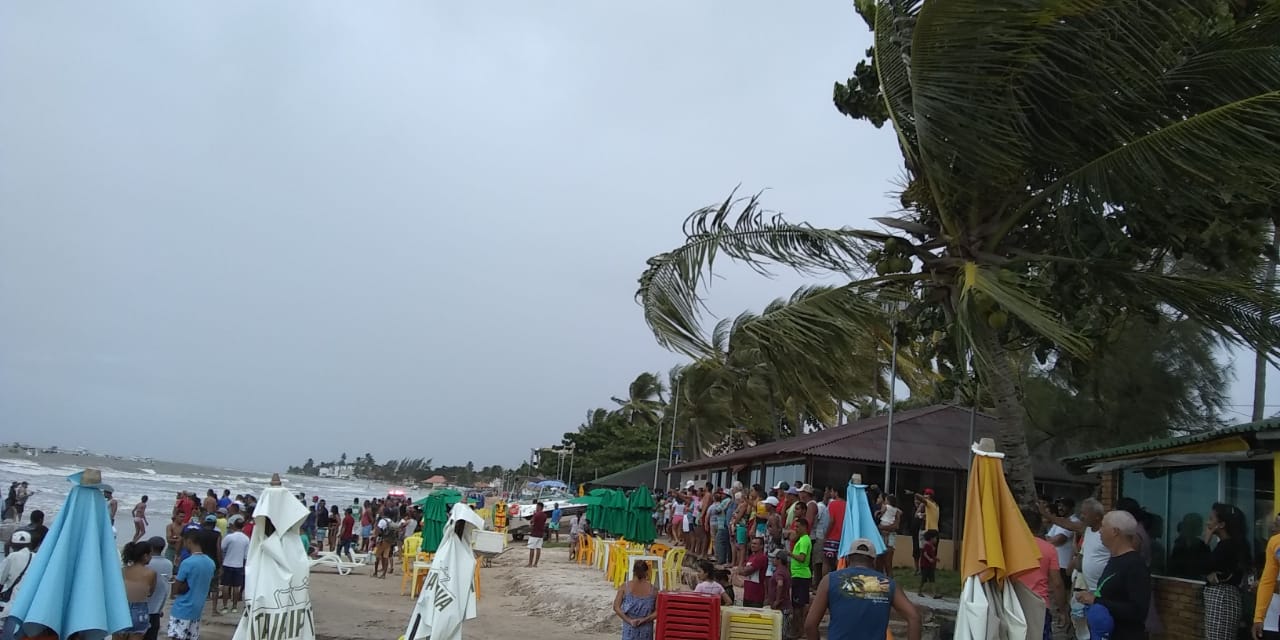 Acidente envolvendo catamarã deixa dois mortos em Maragogi